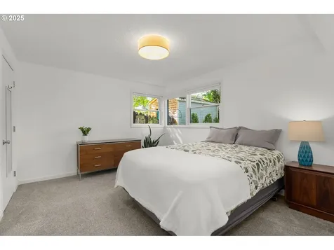 12349 SE Knapp Street Portland OR 97236