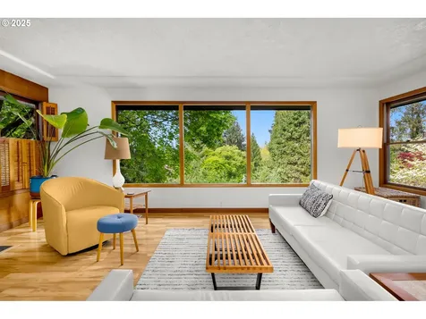 12349 SE Knapp Street Portland OR 97236