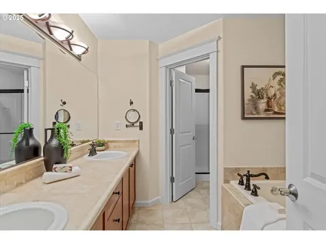 16080 SE Peace Court Happy Valley OR 97086