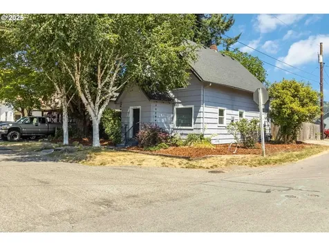 546 4th Avenue SW Castle Rock WA 98611