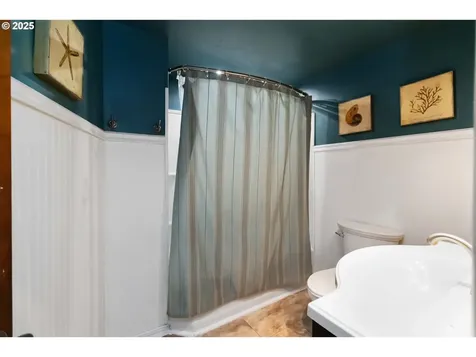 546 4th Avenue SW Castle Rock WA 98611