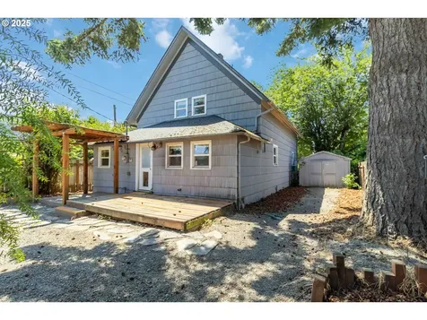 546 4th Avenue SW Castle Rock WA 98611