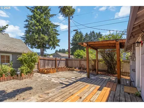 546 4th Avenue SW Castle Rock WA 98611