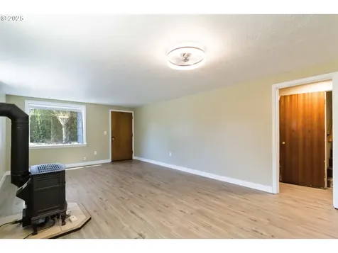 546 4th Avenue SW Castle Rock WA 98611