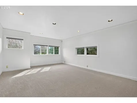 6971 N Vincent Avenue Portland OR 97217