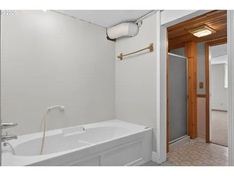 6971 N Vincent Avenue Portland OR 97217