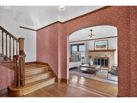 6971 N Vincent Avenue Portland OR 97217