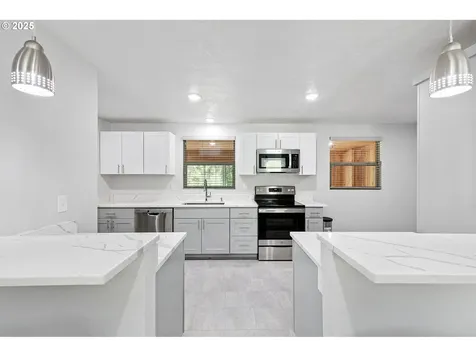 1442 Territorial Highway Cottage Grove OR 97424