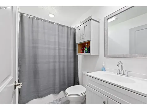 1442 Territorial Highway Cottage Grove OR 97424