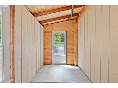 1442 Territorial Highway Cottage Grove OR 97424