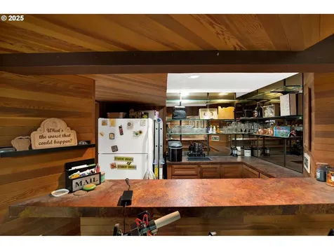275 SW Towle Avenue Gresham OR 97080