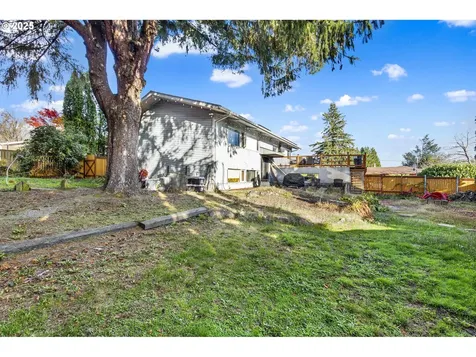 275 SW Towle Avenue Gresham OR 97080