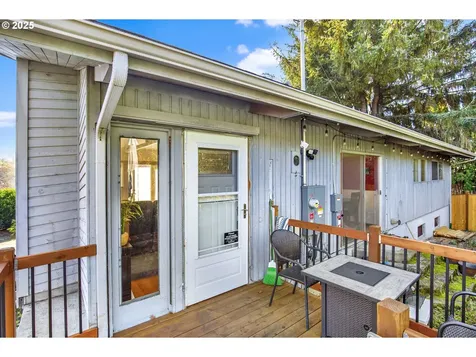 275 SW Towle Avenue Gresham OR 97080