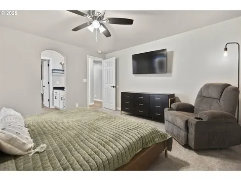 1485 Luella Street Eugene OR 97401
