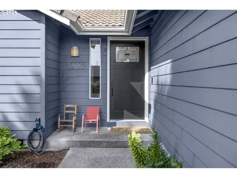 1485 Luella Street Eugene OR 97401