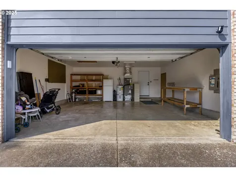 1485 Luella Street Eugene OR 97401