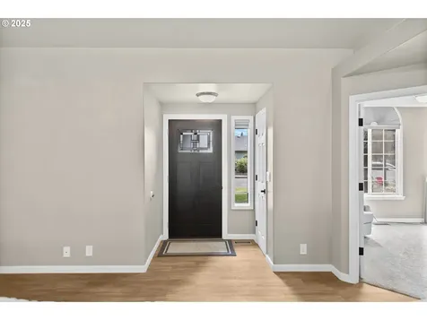 1485 Luella Street Eugene OR 97401