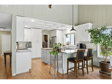 9959 Sweet Creek Road Mapleton OR 97453
