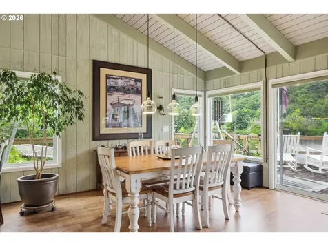 9959 Sweet Creek Road Mapleton OR 97453