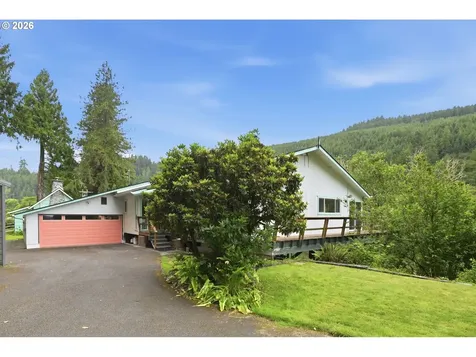 9959 Sweet Creek Road Mapleton OR 97453