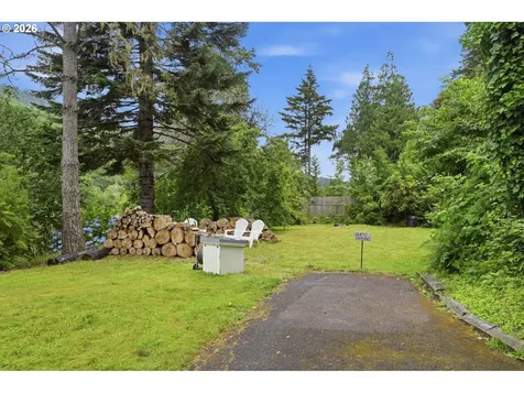 9959 Sweet Creek Road Mapleton OR 97453