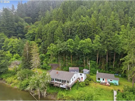 9959 Sweet Creek Road Mapleton OR 97453