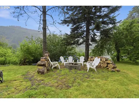 9959 Sweet Creek Road Mapleton OR 97453