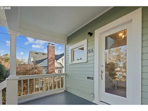 7614 SE Taylor Street Portland OR 97215