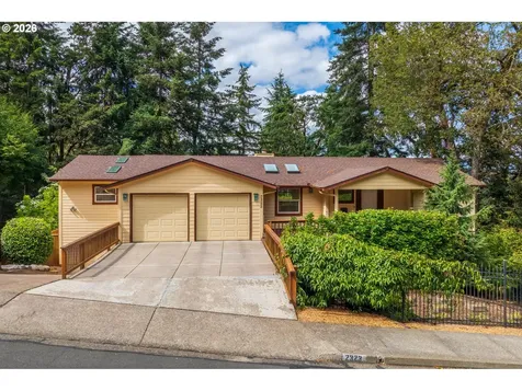 2323 W 28th Avenue Eugene OR 97405