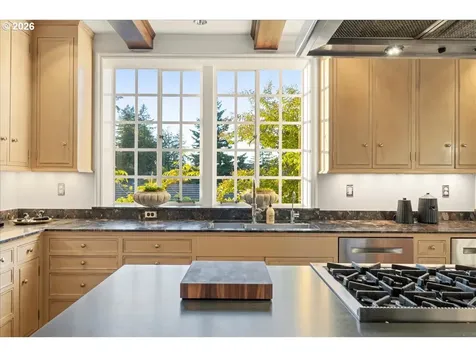 1840 SW Hawthorne Terrace Portland OR 97201