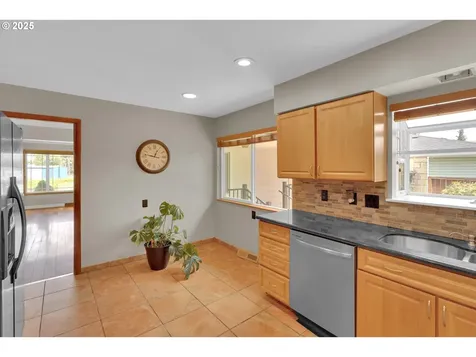 3110 NE Bryant Street Portland OR 97211
