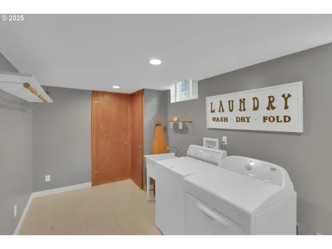 3110 NE Bryant Street Portland OR 97211