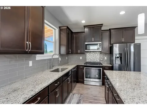 3150 Ponderosa Road Hood River OR 97031
