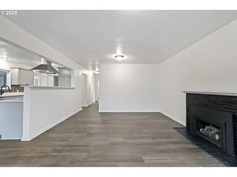 169 W Hazel Street Roseburg OR 97471