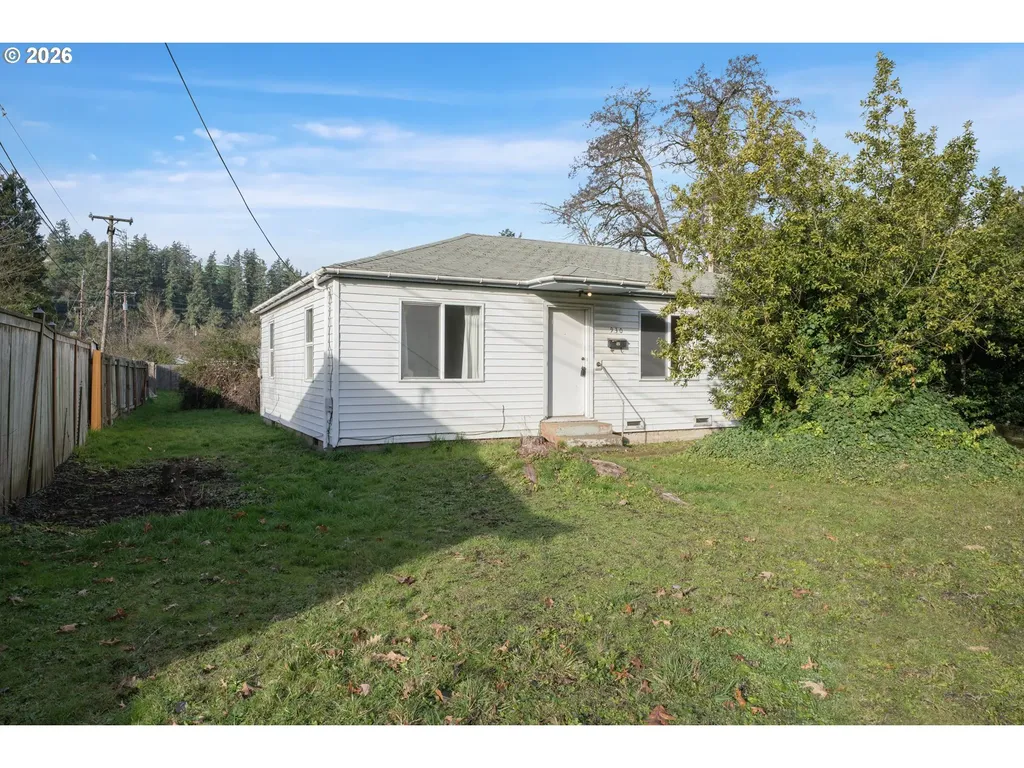 930 1st Street Springfield OR 97477