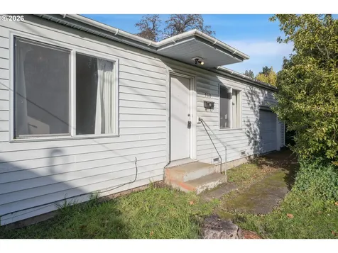 930 1st Street Springfield OR 97477