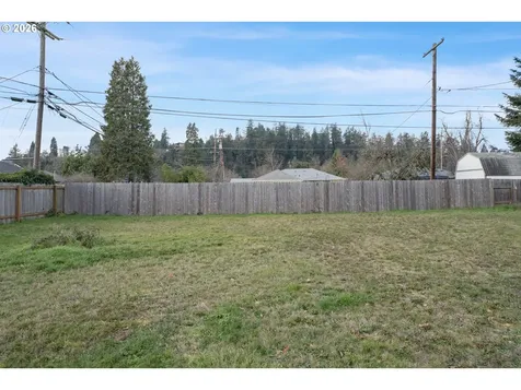 930 1st Street Springfield OR 97477