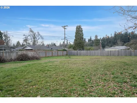 930 1st Street Springfield OR 97477