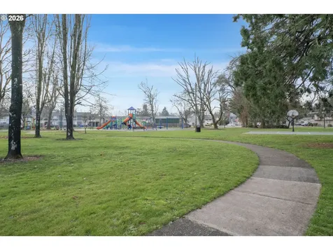 930 1st Street Springfield OR 97477