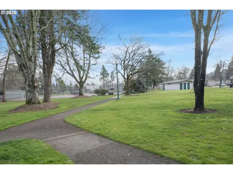 930 1st Street Springfield OR 97477