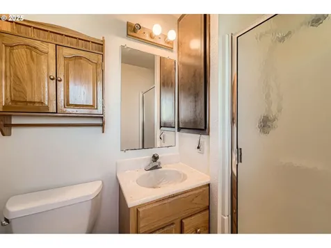 15724 NE Schuyler Street Portland OR 97230