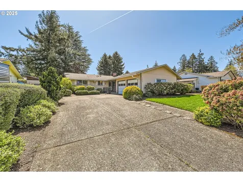 15724 NE Schuyler Street Portland OR 97230