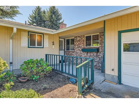15724 NE Schuyler Street Portland OR 97230