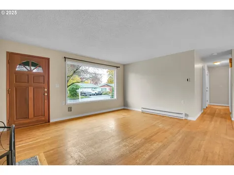 965 Cornell Avenue Gladstone OR 97027