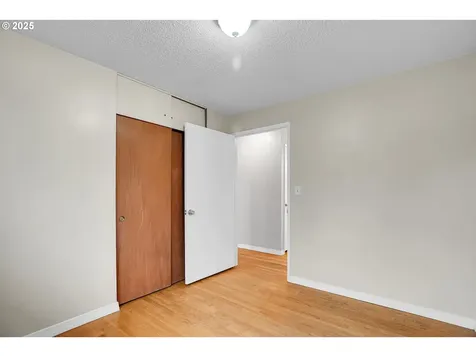965 Cornell Avenue Gladstone OR 97027