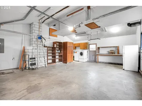965 Cornell Avenue Gladstone OR 97027