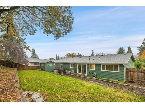 965 Cornell Avenue Gladstone OR 97027