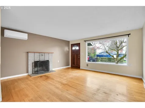 965 Cornell Avenue Gladstone OR 97027