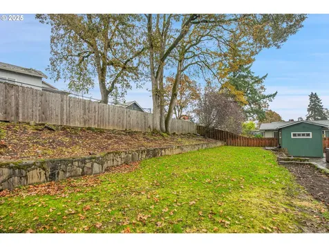 965 Cornell Avenue Gladstone OR 97027