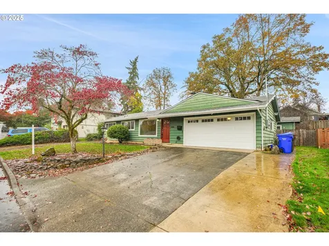 965 Cornell Avenue Gladstone OR 97027